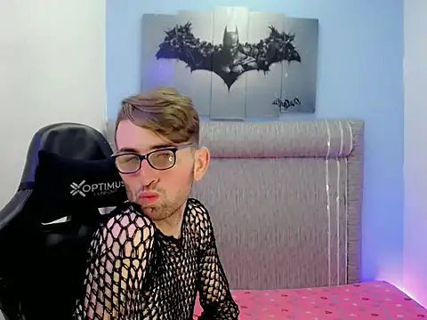 Dani high online show from April 2026 12:10:01 PM