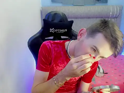 Dani high online show from April 2026 12:10:01 PM