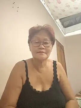 Sunflower1956 online show from June 2026 04:09:02 PM