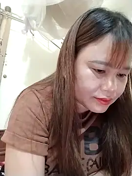 Snapshot of Moubie1 chatting on March 2026 11:04:01 AM Moubie1 online show from March 2026 11:04:01 AM