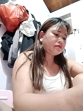 Snapshot of Moubie1 chatting on March 2026 09:10:01 AM Moubie1 online show from March 2026 09:10:01 AM