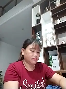 Snapshot of Moubie1 chatting on April 2026 07:41:01 PM Moubie1 online show from April 2026 07:41:01 PM