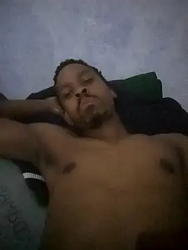 Snapshot of Stm15 chatting on April 2026 11:35:02 PM Stm15 online show from April 2026 11:35:02 PM