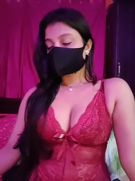 Snapshot of QUEEN-29 chatting on May 2026 12:10:01 PM QUEEN-29 online show from May 2026 12:10:01 PM