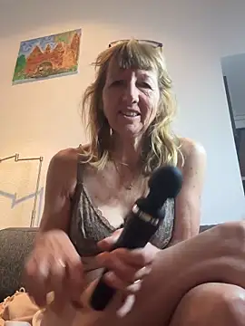 MatureKim online show from April 2026 09:39:33 PM