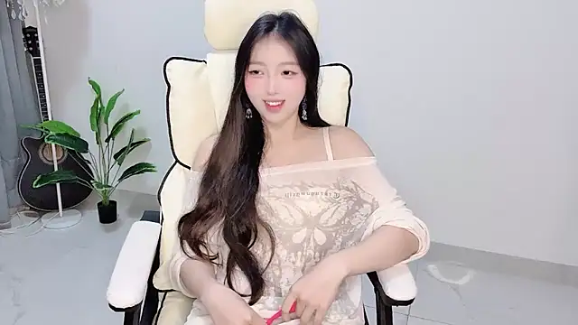 Yukiy8877 online show from April 2026 10:02:02 AM