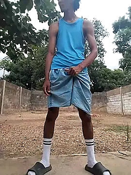 spittermasterpig1 online show from April 2026 03:23:01 PM