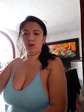 Snapshot of Mielx chatting on March 2026 02:00:02 PM Mielx online show from March 2026 02:00:02 PM