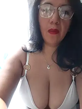 Snapshot of Mielx chatting on March 2026 03:06:01 PM Mielx online show from March 2026 03:06:01 PM