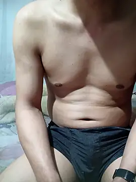 Snapshot of Sutinh85 chatting on April 2026 02:27:01 AM Sutinh85 online show from April 2026 02:27:01 AM