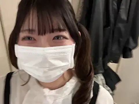 y-u-r-a-33 online show from April 2026 07:42:01 AM