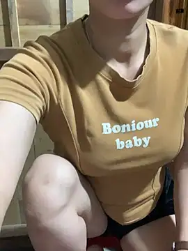 Zinii99 online show from April 2026 10:29:01 PM