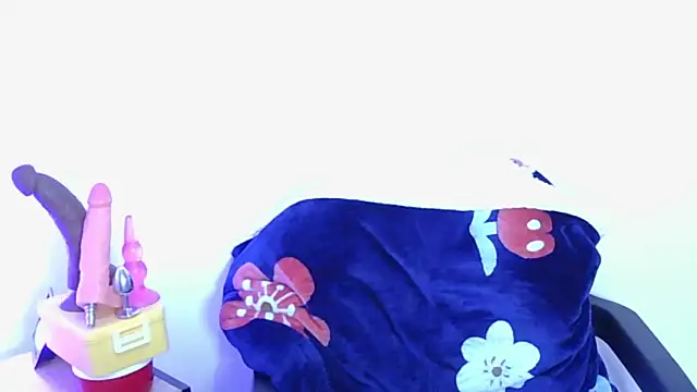 Snapshot of zyra_vex chatting on April 2026 12:30:01 AM zyra vex online show from April 2026 12:30:01 AM