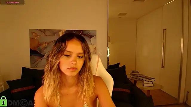 Stacy Tyler online show from April 2026 07:11:01 PM