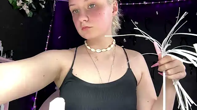 LiziSweet online show from April 2026 08:14:01 PM