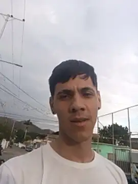 Hotsmale online show from April 2026 09:49:02 PM