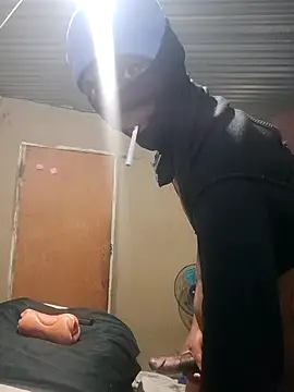 KeEper66 online show from April 2026 07:58:02 PM