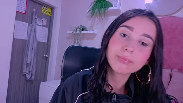 StarrMoon   online show from March 2026 03:06:02 AM