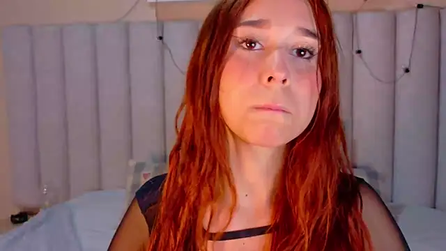 StarrMoon   online show from April 2026 04:37:01 AM