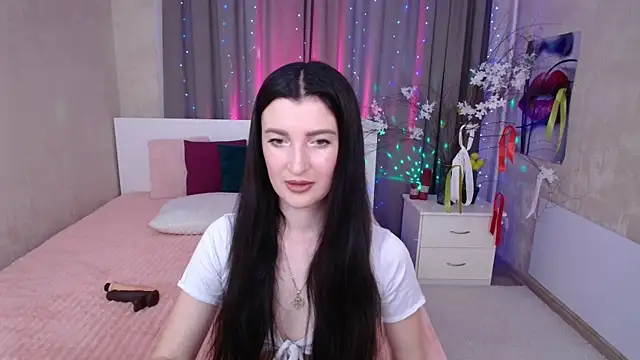Snapshot of EvelinCuper_ chatting on June 2026 05:21:01 AM EvelinCuper online show from June 2026 05:21:01 AM