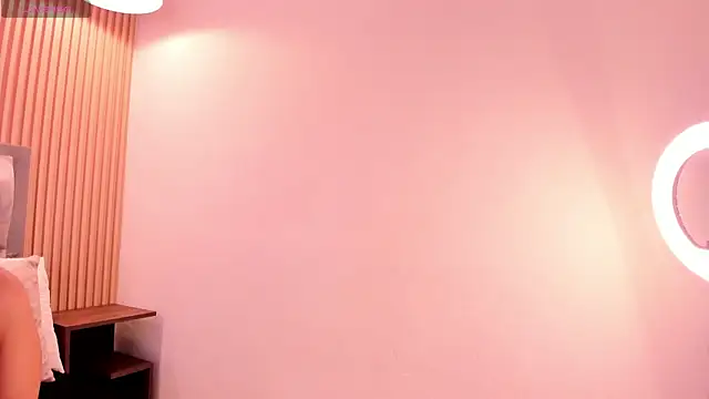 Sulay Kim online show from April 2026 07:22:02 PM