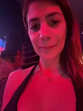 zelyramonvielly online show from April 2026 09:39:33 PM