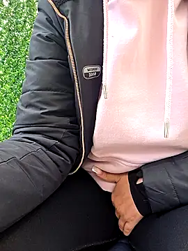 SellenaGomez online show from April 2026 03:51:01 PM