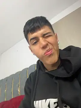 Snapshot of Angel_khouri_ chatting on May 2026 03:24:01 AM Angel khouri online show from May 2026 03:24:01 AM