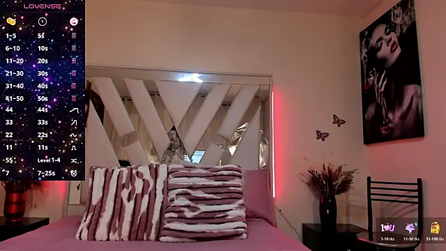 Snapshot of candy_skyy chatting on April 2026 01:17:02 PM candy skyy online show from April 2026 01:17:02 PM