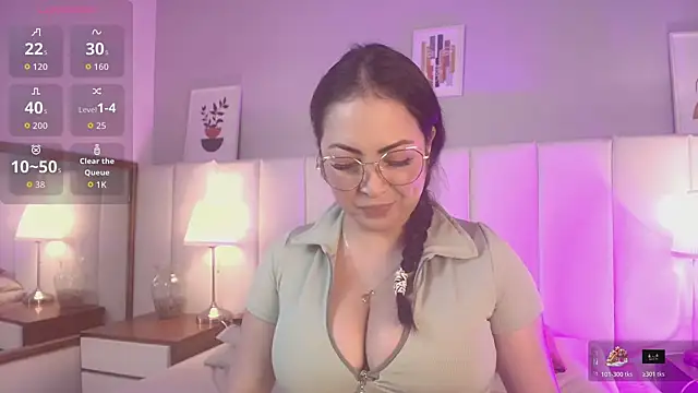 Snapshot of AlanaWesst chatting on July 2026 02:42:02 PM AlanaWesst online show from July 2026 02:42:02 PM