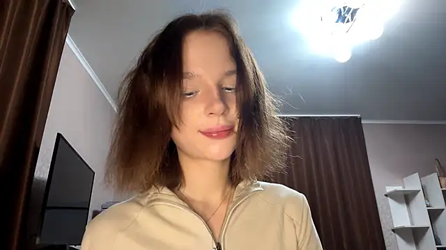 asunanue online show from April 2026 10:14:02 PM