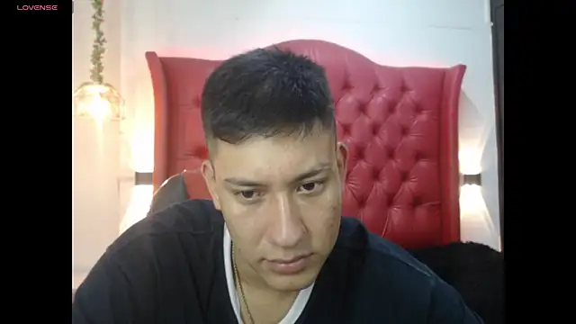 Snapshot of DominantBoy4 chatting on July 2026 01:32:02 AM DominantBoy4 online show from July 2026 01:32:02 AM
