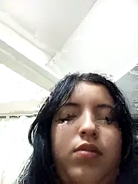 violetascottt online show from April 2026 08:02:01 PM