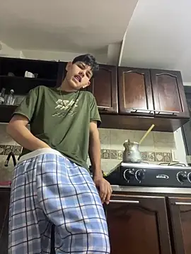 juanma759 online show from April 2026 12:02:01 PM