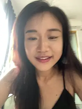 Snapshot of A-Kristen chatting on April 2026 01:00:02 AM A-Kristen online show from April 2026 01:00:02 AM