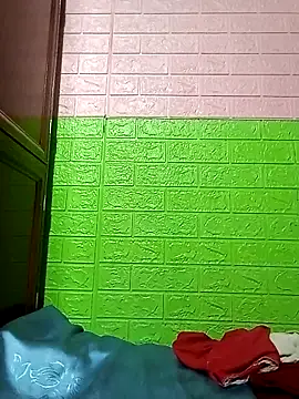 Snapshot of AmyLinee01 chatting on April 2026 05:13:02 PM AmyLinee01 online show from April 2026 05:13:02 PM