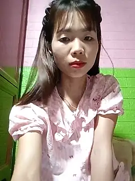 AmyLinee01 online show from May 2026 10:44:02 AM
