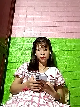 AmyLinee01 online show from May 2026 05:29:02 PM