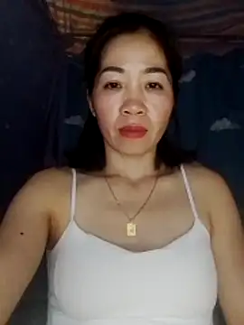 Snapshot of -Lunou- chatting on April 2026 06:55:02 AM -Lunou- online show from April 2026 06:55:02 AM