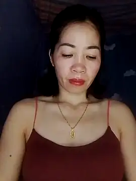 Snapshot of -Lunou- chatting on April 2026 01:03:01 AM -Lunou- online show from April 2026 01:03:01 AM