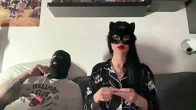 SilentScreamsVan- online show from April 2026 08:53:02 PM