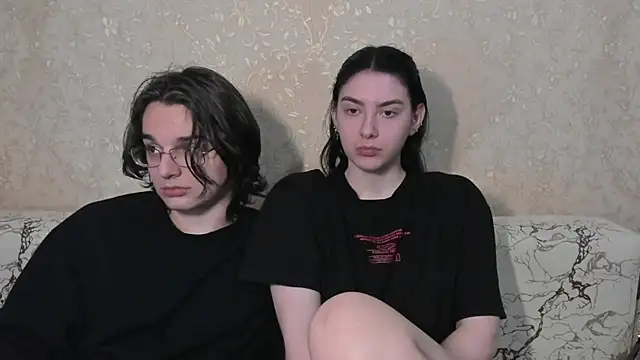 Snapshot of muuur_love231 chatting on April 2026 11:37:01 AM muuur love231 online show from April 2026 11:37:01 AM