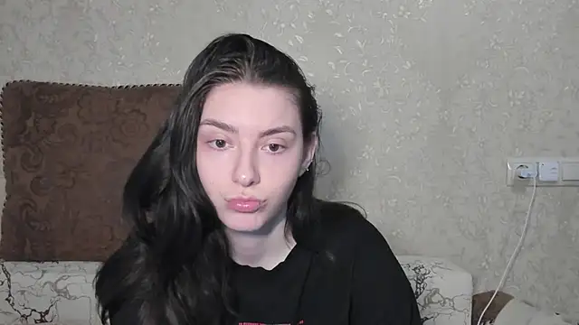 Snapshot of muuur_love231 chatting on June 2026 06:12:01 PM muuur love231 online show from June 2026 06:12:01 PM