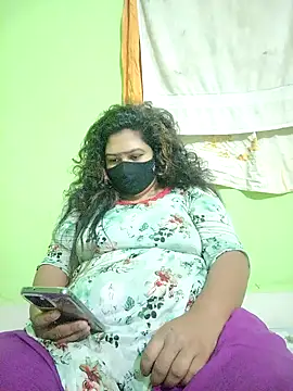 Snapshot of Papte- chatting on April 2026 01:05:02 PM Papte- online show from April 2026 01:05:02 PM