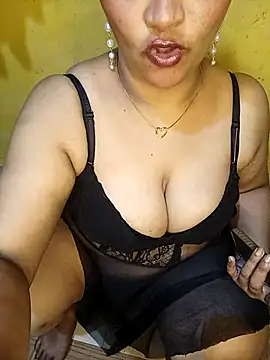 Crushme cpl online show from June 2026 07:23:01 PM
