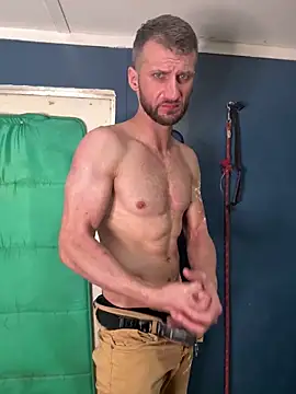 BWCloverboyy online show from March 2026 10:44:01 PM