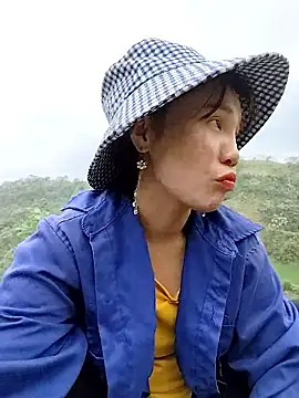 Ruby Lucy online show from March 2026 01:44:01 AM