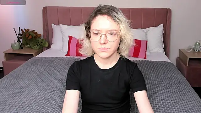 HottoKori online show from April 2026 03:45:01 AM