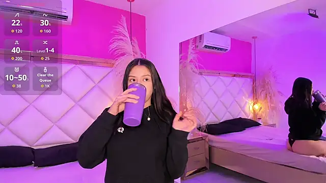 DaniandCute online show from March 2026 06:19:01 AM