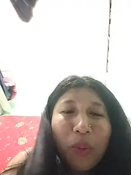 YI BABY online show from June 2026 06:52:02 AM